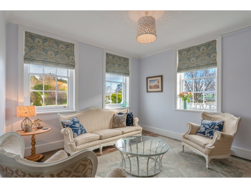 86 Main Street, Kempton TAS 7030