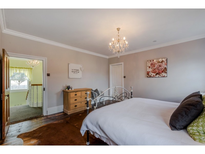 86 Main Street, Kempton TAS 7030