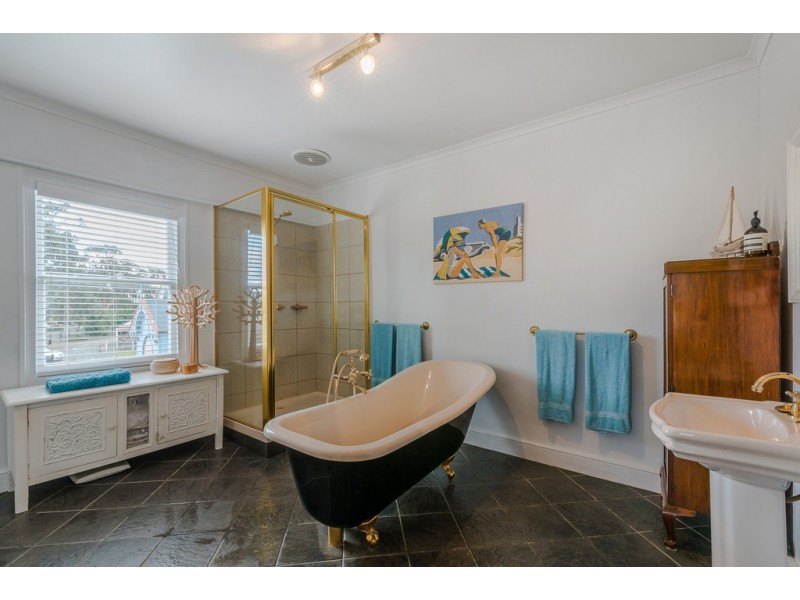 86 Main Street, Kempton TAS 7030
