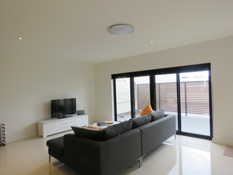 2/285 Elizabeth Street, North Hobart TAS 7000
