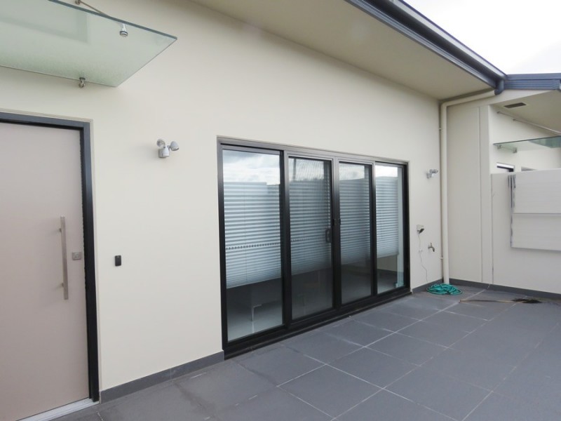 2/285 Elizabeth Street, North Hobart TAS 7000