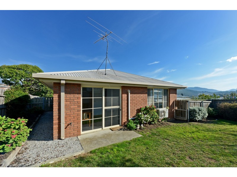 2/36 Kenton Road, Geilston Bay TAS 7015