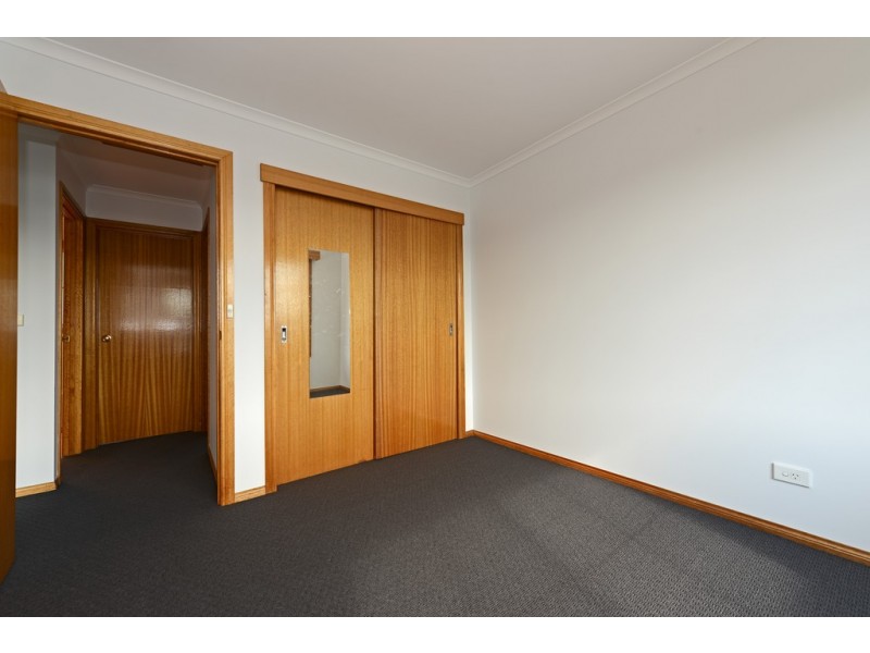 2/36 Kenton Road, Geilston Bay TAS 7015