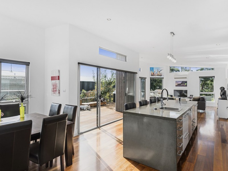 7 Staff Road, Electrona TAS 7054