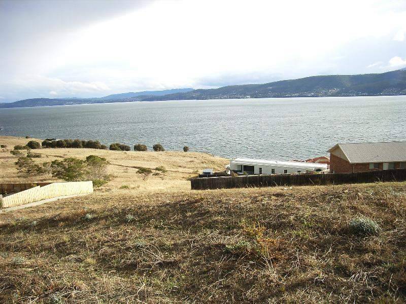 963 Oceana Drive, Tranmere TAS 7018