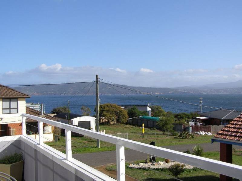 2 Seacroft Court, South Arm TAS 7022