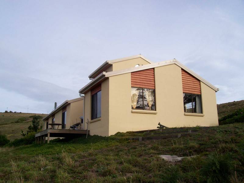 83 Roaring Beach Road, South Arm TAS 7022