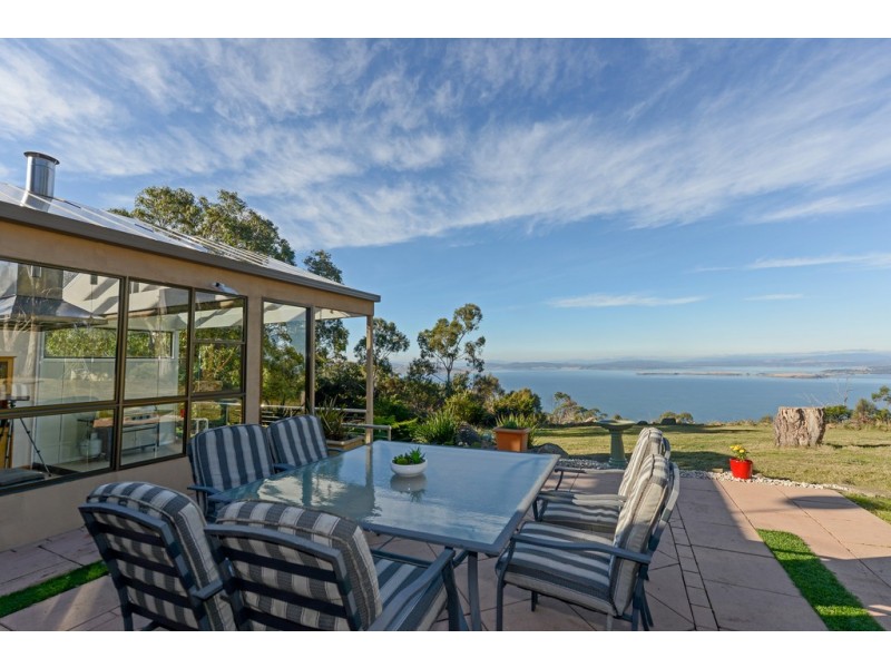 229 Albion Heights Drive, Kingston TAS 7050