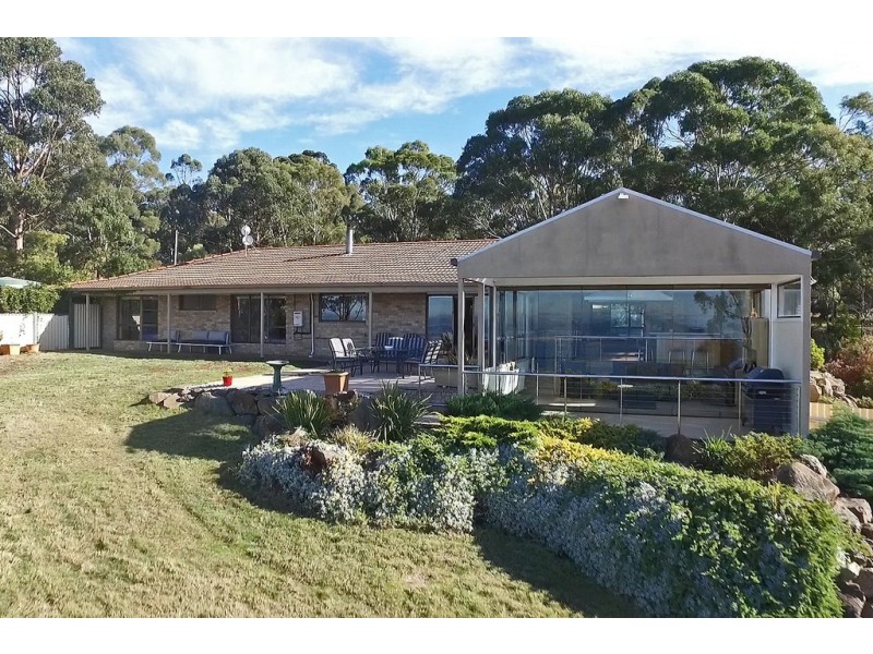 229 Albion Heights Drive, Kingston TAS 7050
