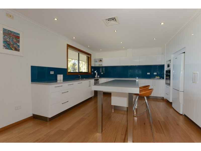229 Albion Heights Drive, Kingston TAS 7050
