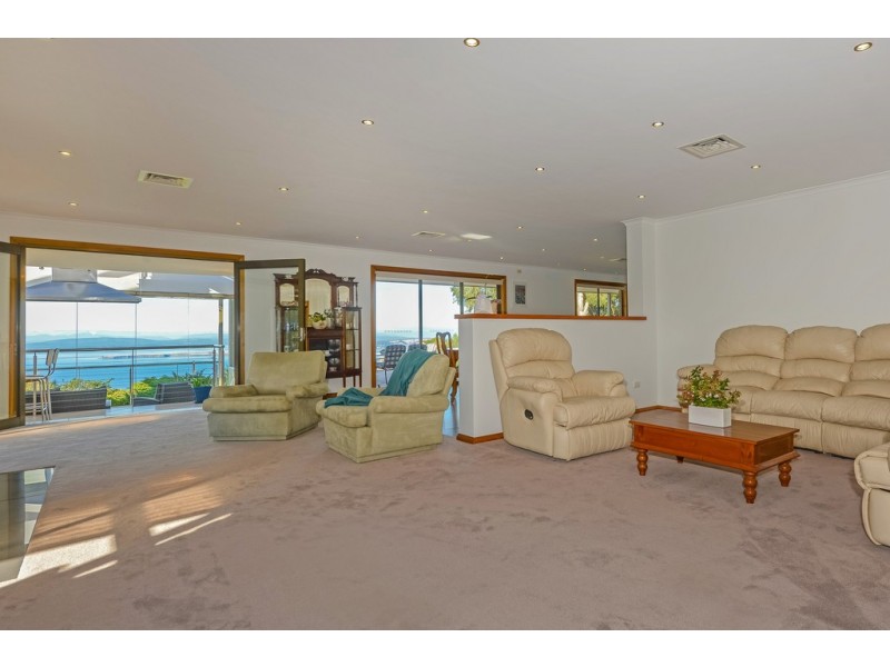 229 Albion Heights Drive, Kingston TAS 7050