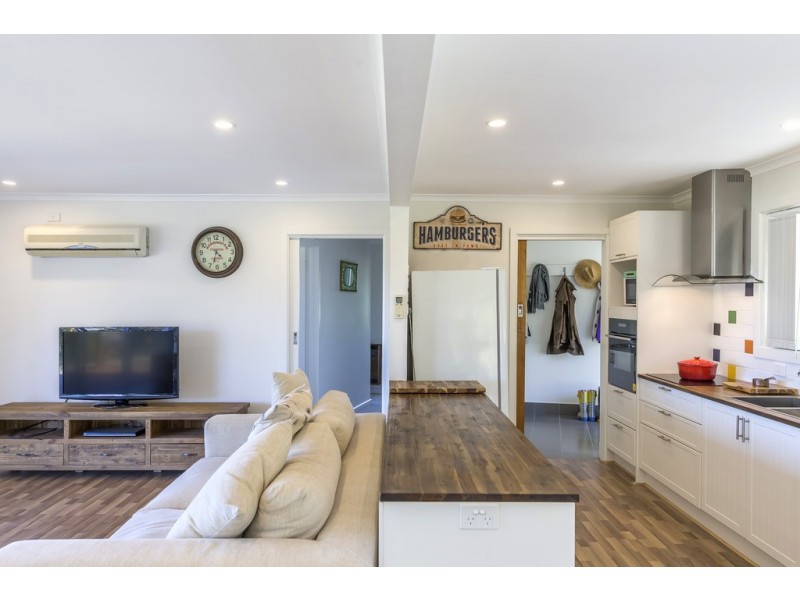 10 Sorell Street, Port Huon TAS 7116