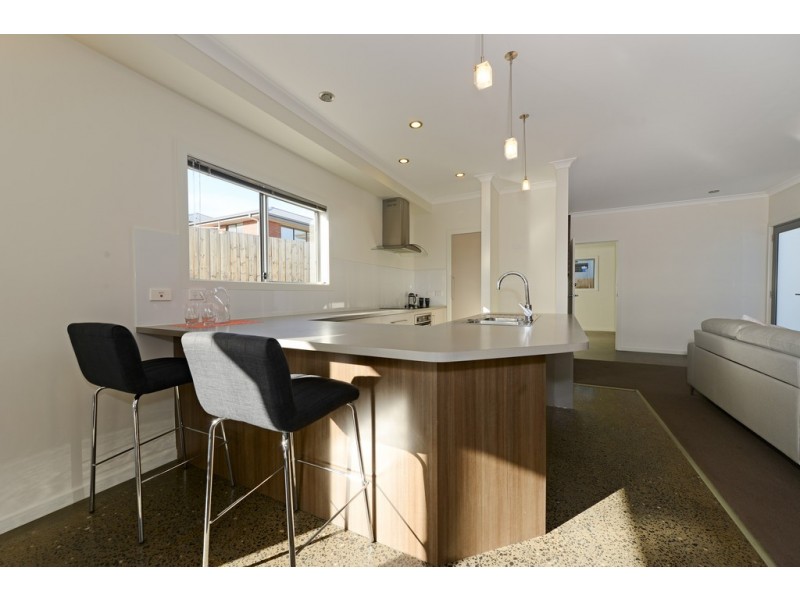 Unit 4 42 Oakdowns Parade, Oakdowns TAS 7019