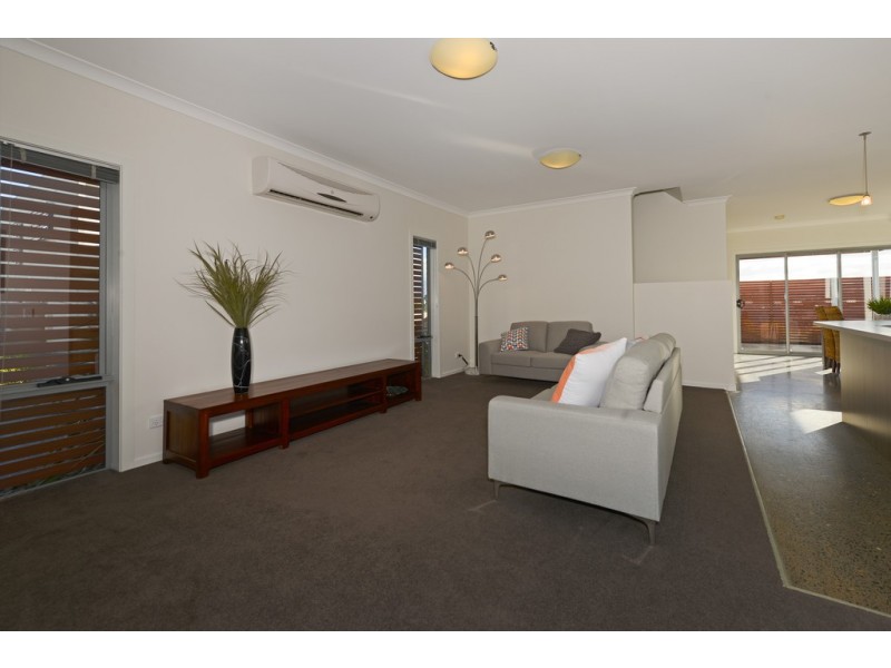 Unit 4 42 Oakdowns Parade, Oakdowns TAS 7019