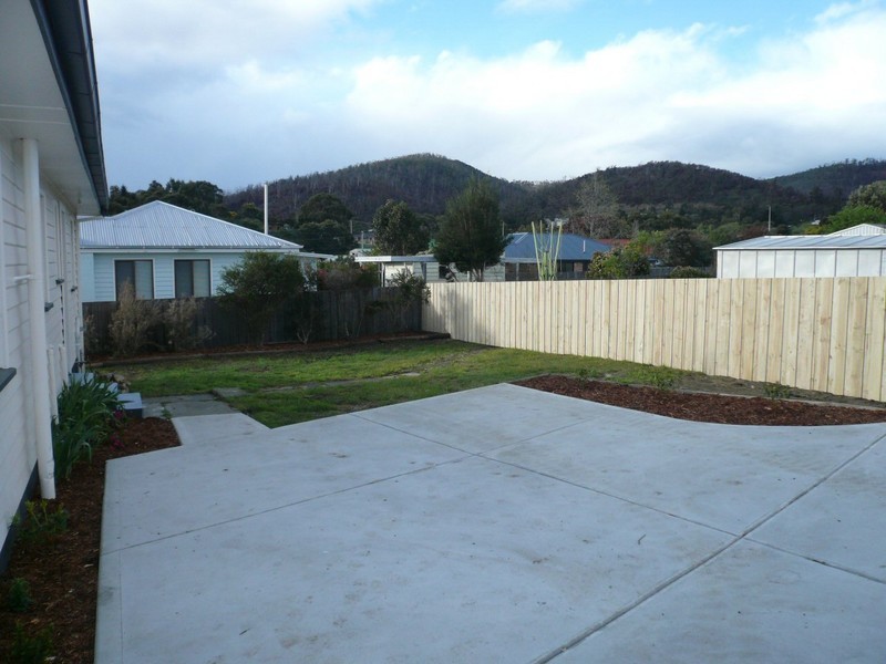 1 Erebus Street, Warrane TAS 7018