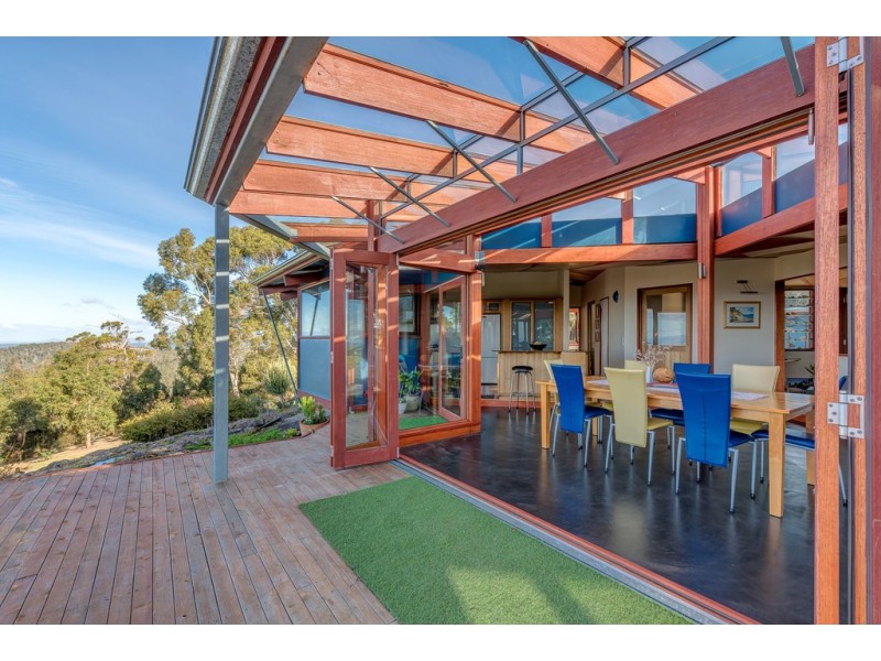 32 Uplands Drive, Kingston TAS 7050