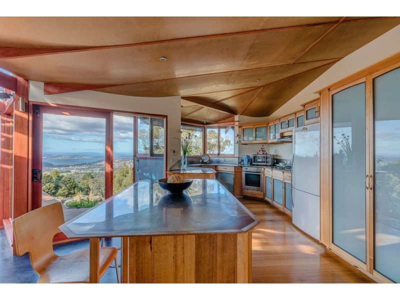 32 Uplands Drive, Kingston TAS 7050