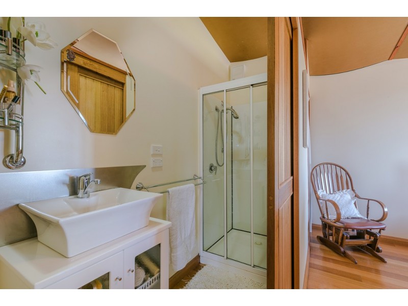 32 Uplands Drive, Kingston TAS 7050