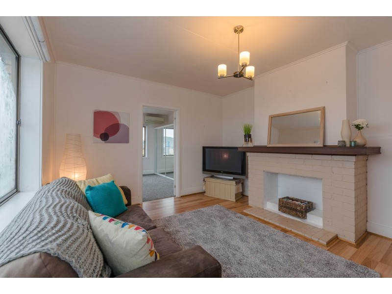 92 South Arm Road, Rokeby TAS 7019