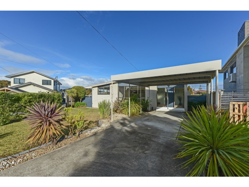 16 Banjorrah Street, Howrah TAS 7018