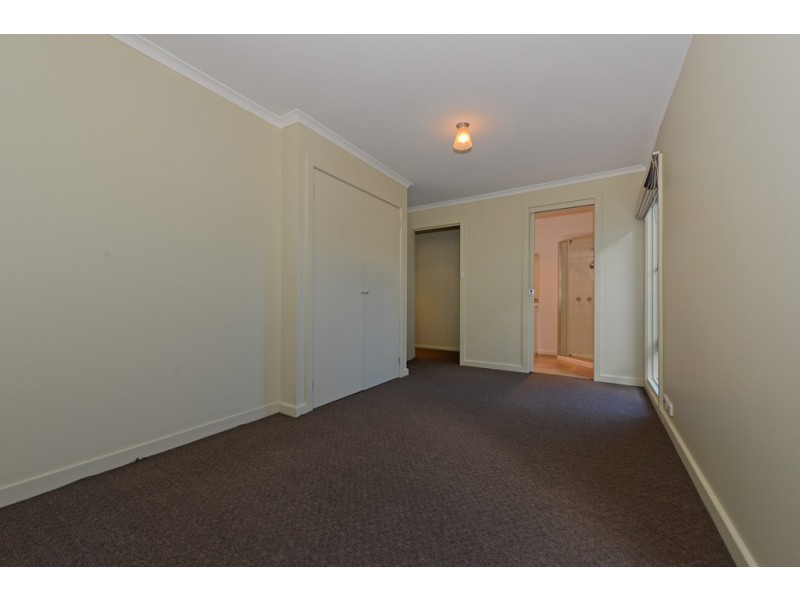 16 Banjorrah Street, Howrah TAS 7018