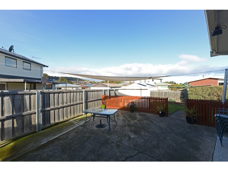 16 Banjorrah Street, Howrah TAS 7018