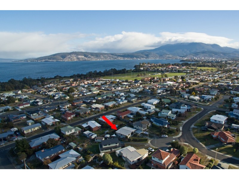 16 Banjorrah Street, Howrah TAS 7018