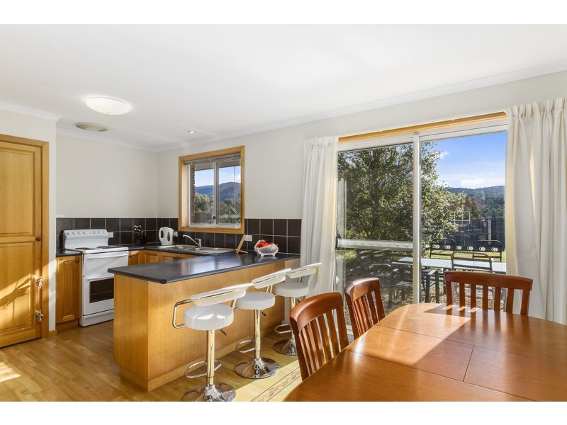 14 Freesia Crescent, Kingston TAS 7050