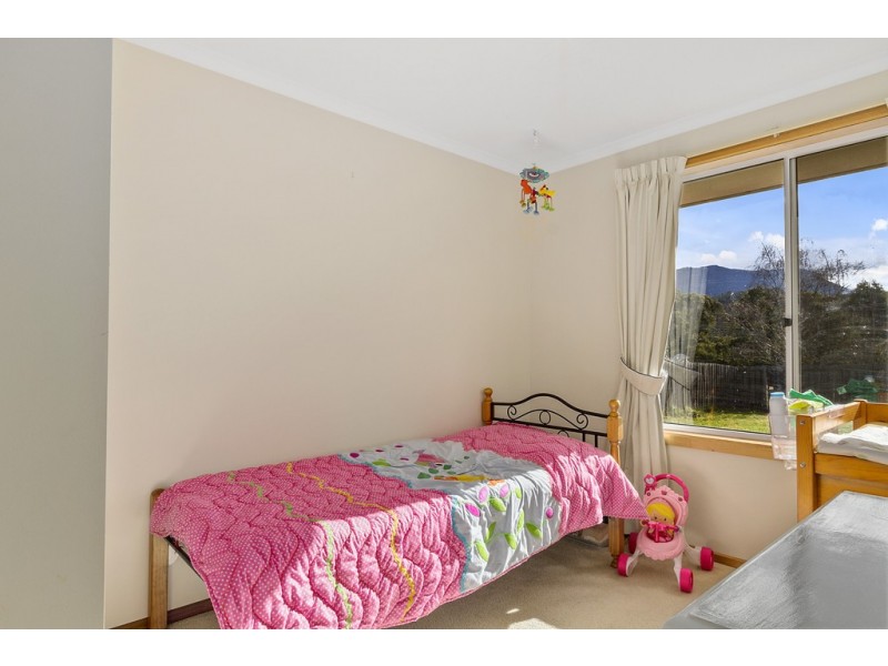 14 Freesia Crescent, Kingston TAS 7050