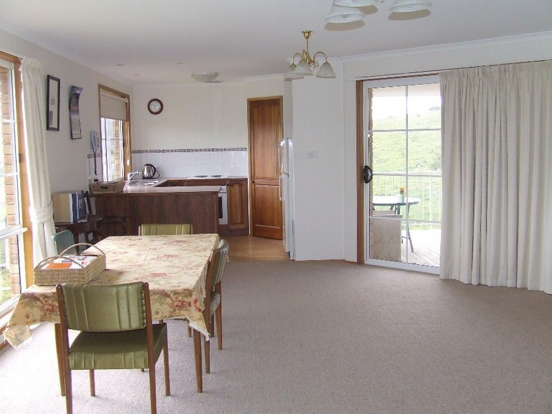 1 Buckingham Drive, Howrah TAS 7018