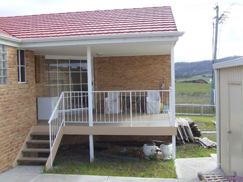 1 Buckingham Drive, Howrah TAS 7018