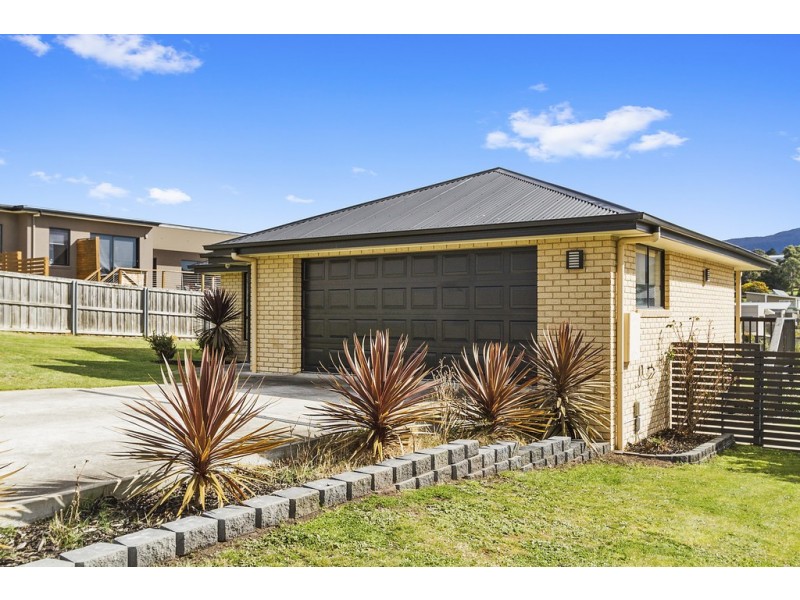 9 Kelp Street, Kingston TAS 7050