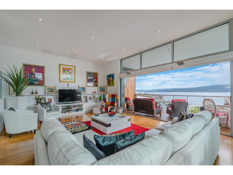 1/684 Oceana Drive, Tranmere TAS 7018