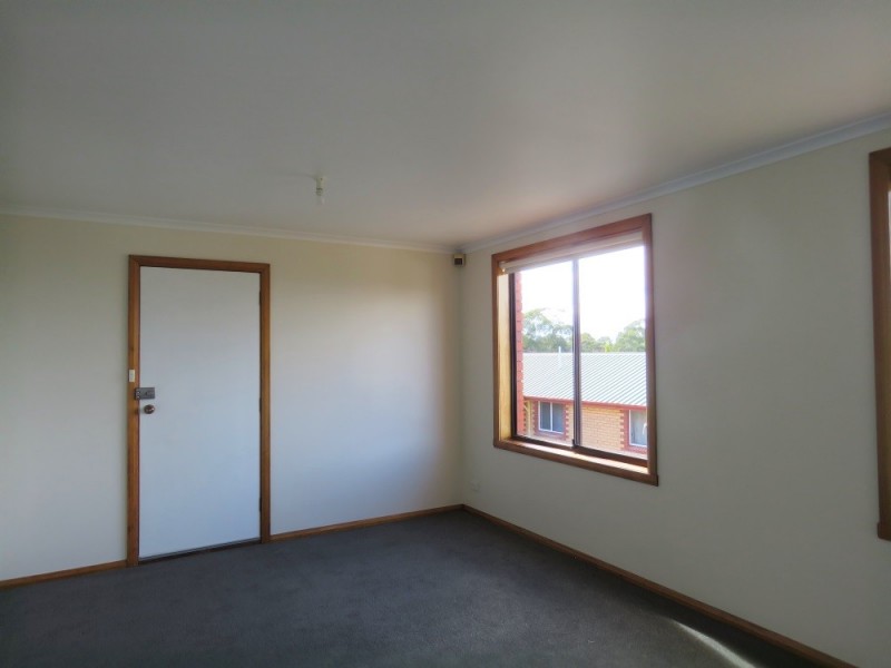 2/10 Opal Drive, Blackmans Bay TAS 7052