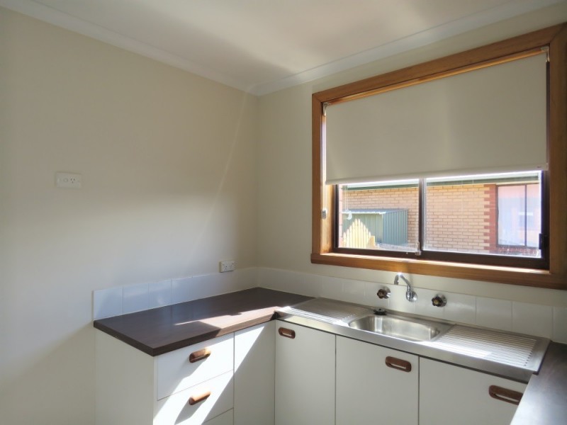 2/10 Opal Drive, Blackmans Bay TAS 7052