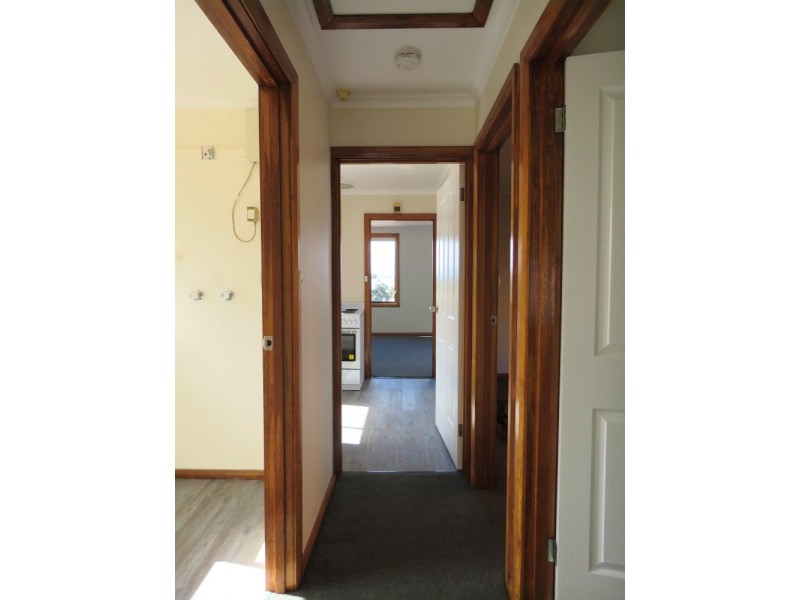 2/10 Opal Drive, Blackmans Bay TAS 7052