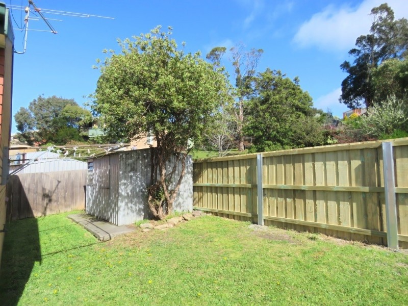 2/10 Opal Drive, Blackmans Bay TAS 7052