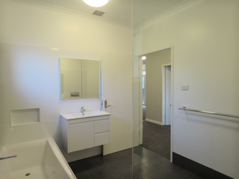 13A Warwick Street, North Hobart TAS 7000