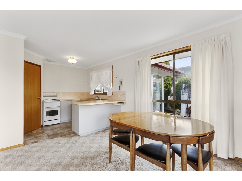 2/23 Woodleigh Drive, Oakdowns TAS 7019