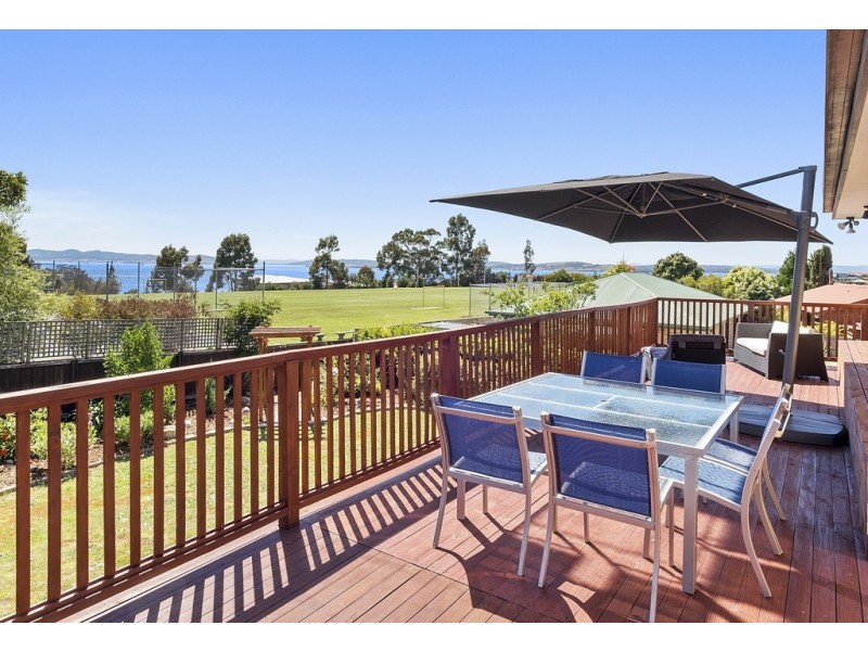 10 Windhaven Court, Blackmans Bay TAS 7052