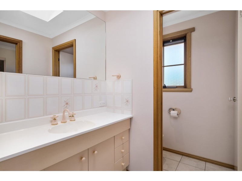 10 Windhaven Court, Blackmans Bay TAS 7052