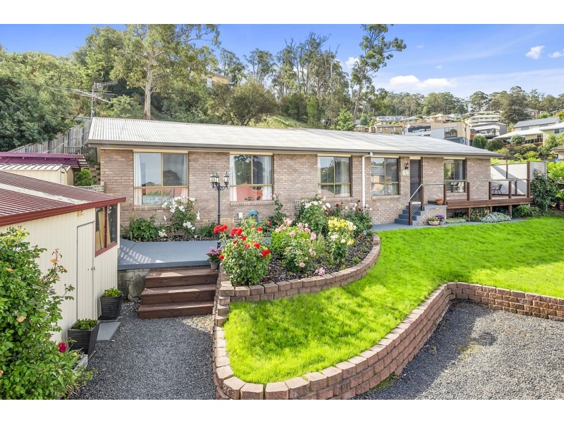 56 Hiern Road, Blackmans Bay TAS 7052
