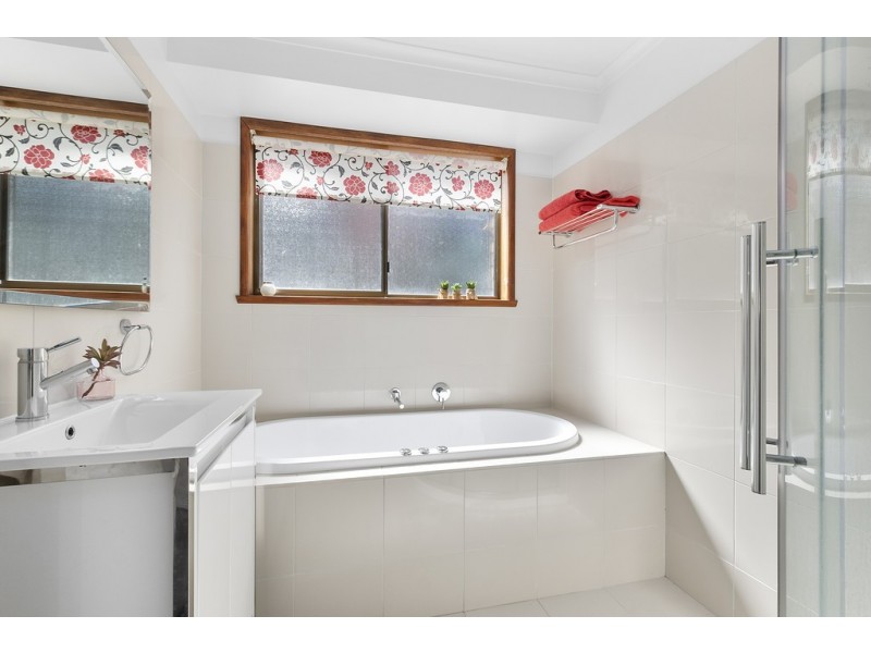 56 Hiern Road, Blackmans Bay TAS 7052