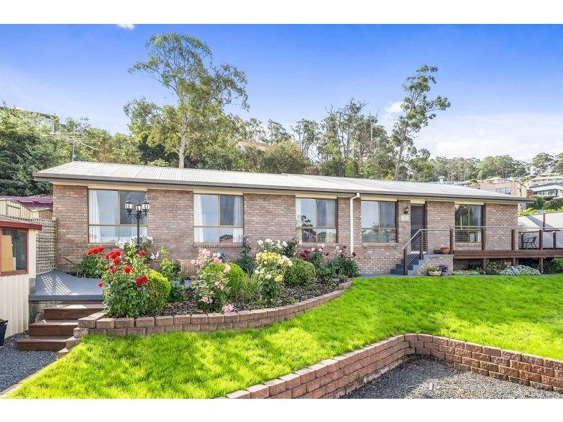 56 Hiern Road, Blackmans Bay TAS 7052