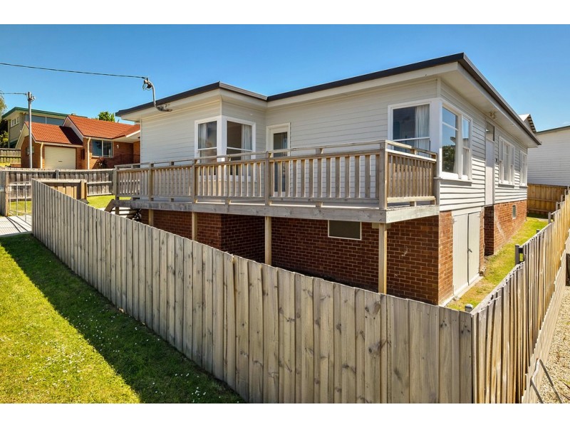 2A Carita Road, Blackmans Bay TAS 7052