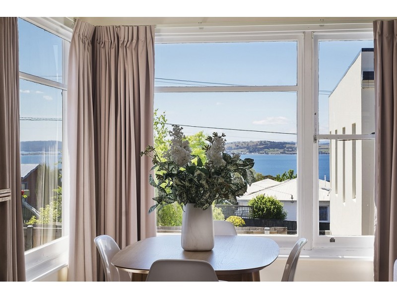 2A Carita Road, Blackmans Bay TAS 7052