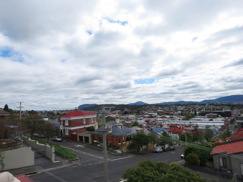 2/76 Barrack Street, Hobart TAS 7000