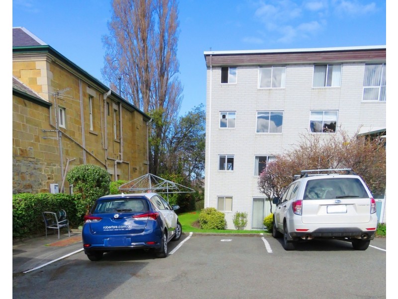 2/220 Davey Street, South Hobart TAS 7004