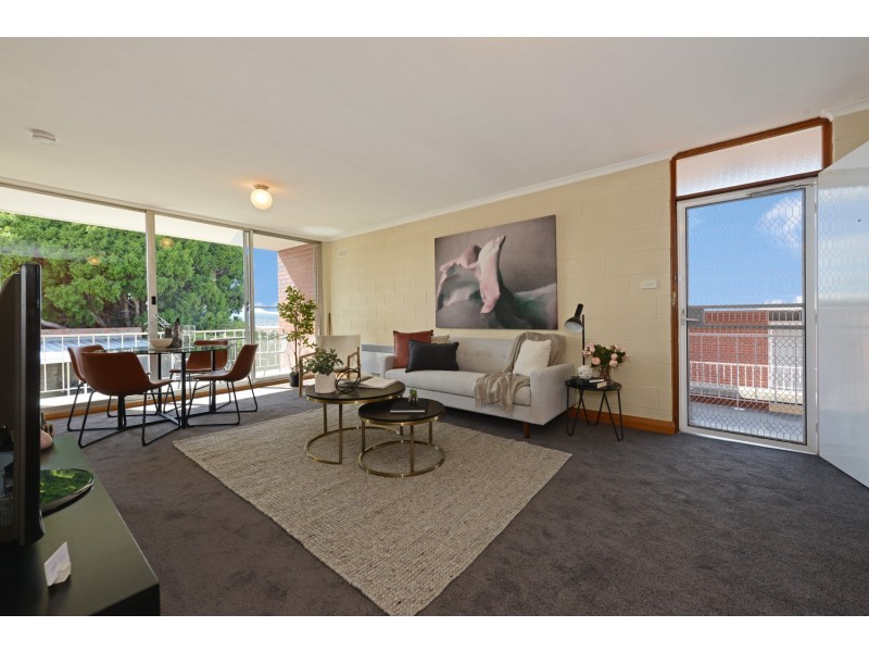 12 320A Davey Street, South Hobart TAS 7004