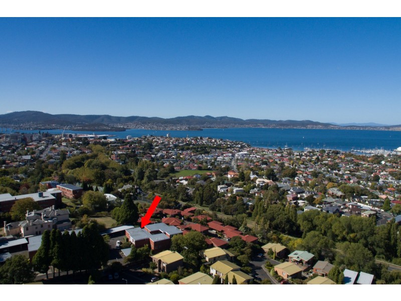 12 320A Davey Street, South Hobart TAS 7004